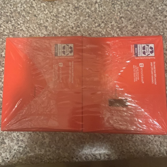 Bounce Pet Hair and Lint Guard Mega Dryer Sheets Pet Fresh Scent, 130 Count - Picture 3 of 3